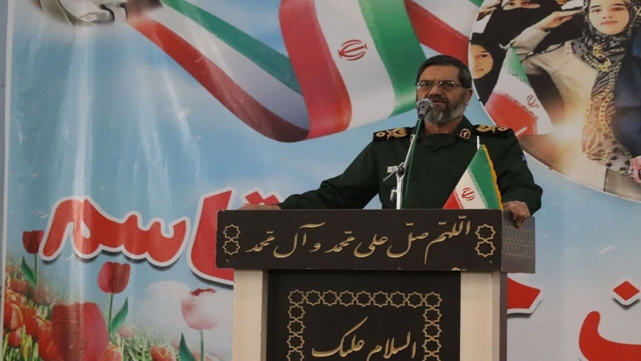جهاد تبیین برنامه‌های دشمن را نقش بر آب خواهد کرد