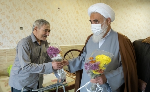 حضور امام جمعه قزوین در جمع سالمندان آسایشگاه خیریه امیرالمؤمنین (ع)