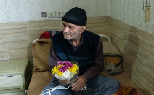 حضور امام جمعه قزوین در جمع سالمندان آسایشگاه خیریه امیرالمؤمنین (ع)