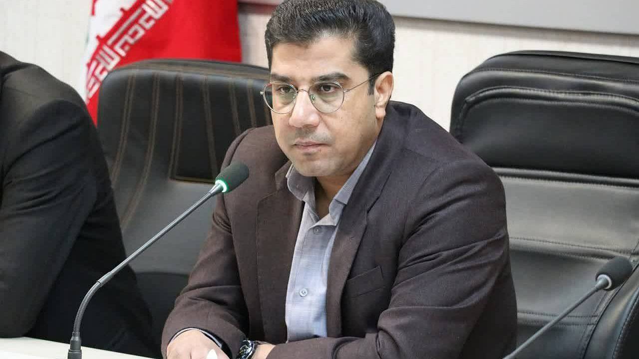 شرکت بیش از یک هزار دانش آموز زرندی در آیین معنوی اعتکاف