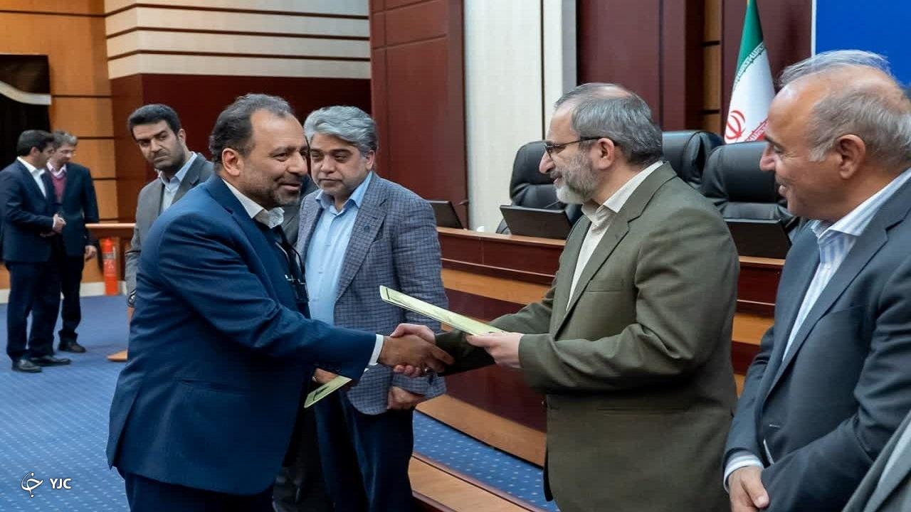 از ۱۲ واحد برتر تحقیق و توسعه استان مرکزی تجلیل شد