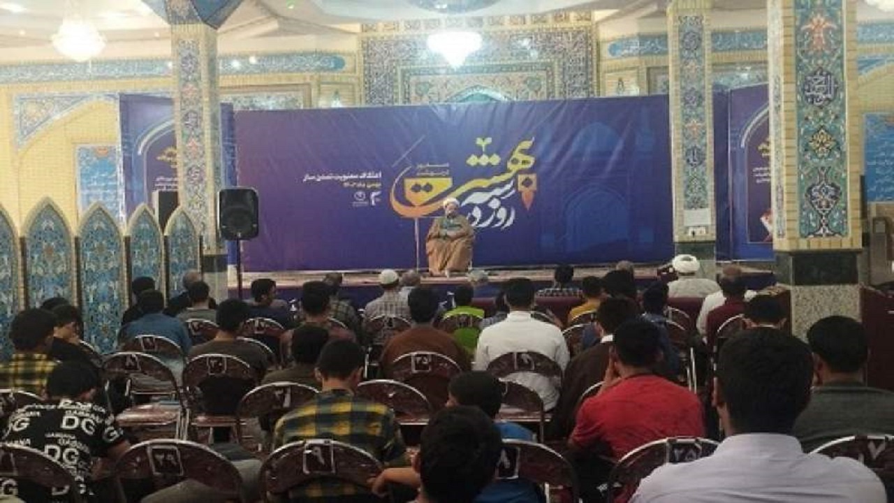 اعتکاف فرصت طلایی معتکفین برای خلوت با خدا
