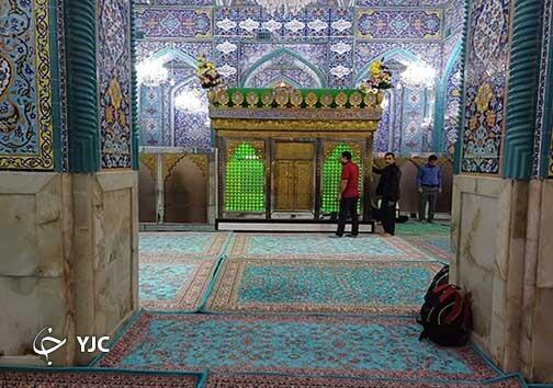 تعویض فرش های حرم مطهر امامزاده سید مظفر (ع ) بندرعباس