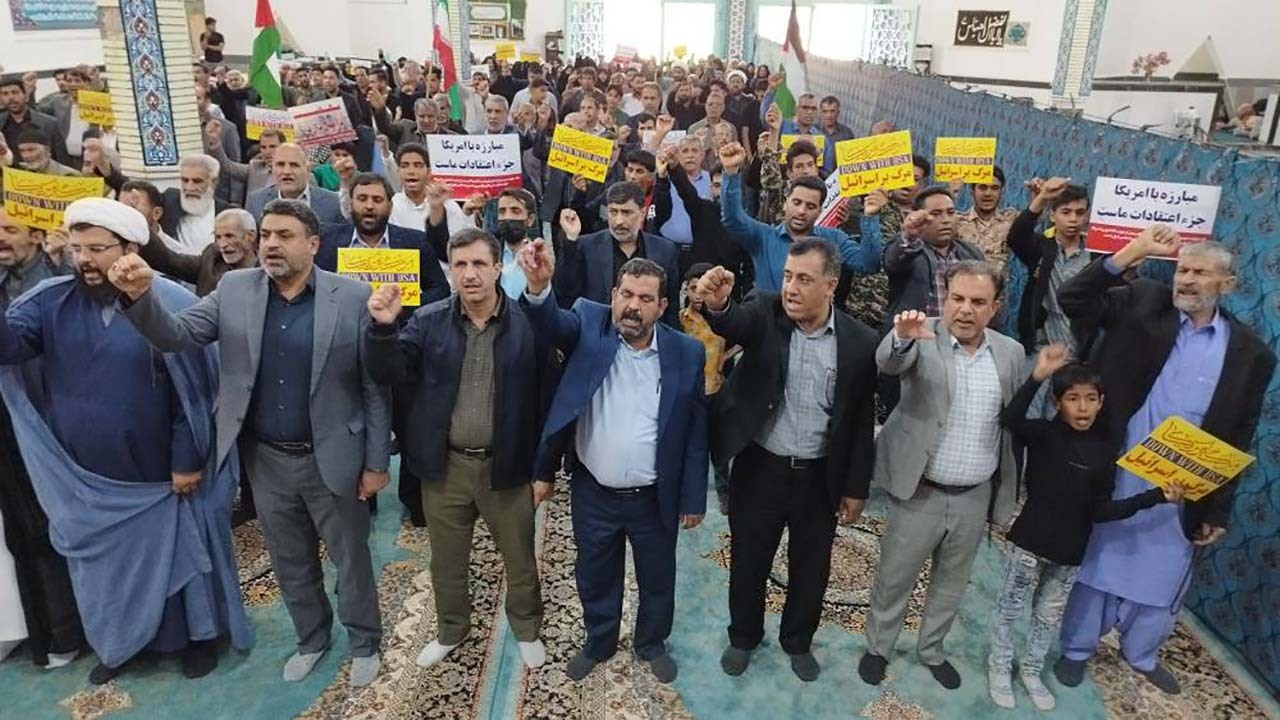 حمایت کرمانی ها از مردم غزه و محکومیت ترور مستشاران نظامی ایران+ تصاویر