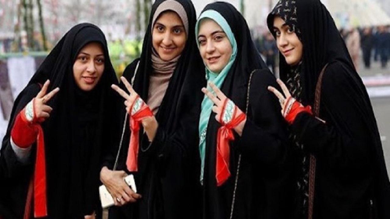 چرا الگوی زن انقلاب اسلامی مورد هجمه غرب است؟