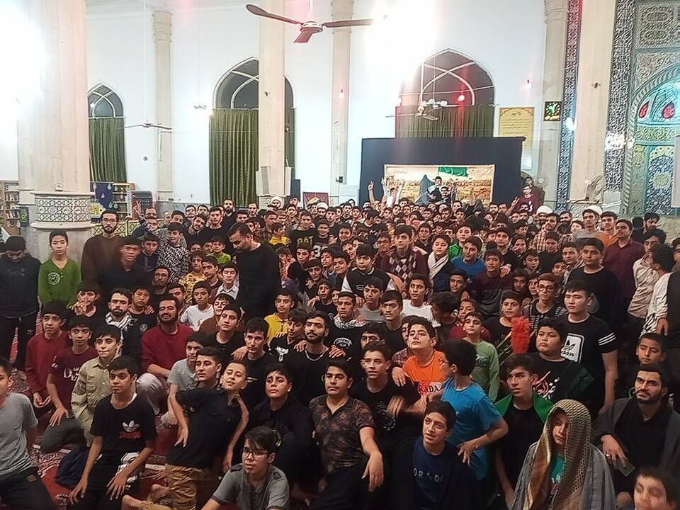 گوشه&zwnj;هایی از لحظات ناب عاشقی در مراسم اعتکاف