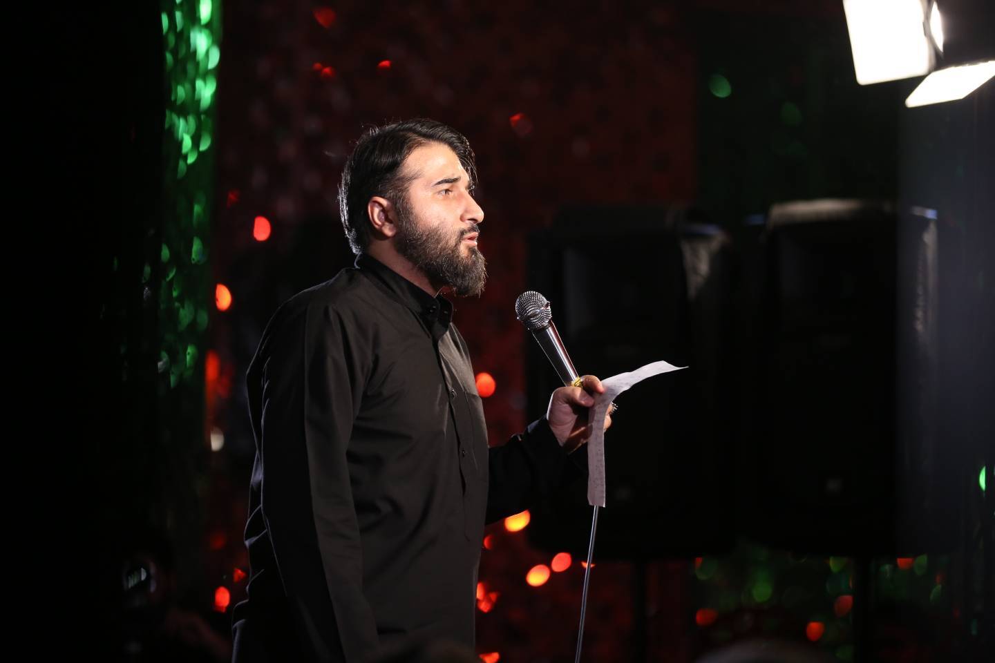 مراسم نوحه خوانی به مناسبت شهادت حضرت زینب(س) مراسم نوحه خوانی به مناسبت شهادت حضرت زینب(س)