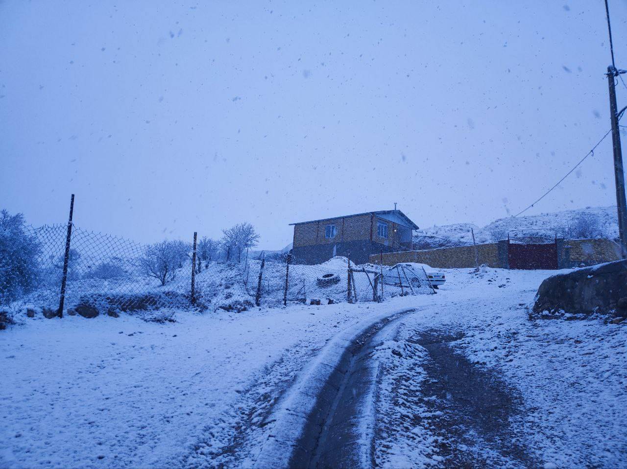 حال وهوای زمستانی روستای توآباد