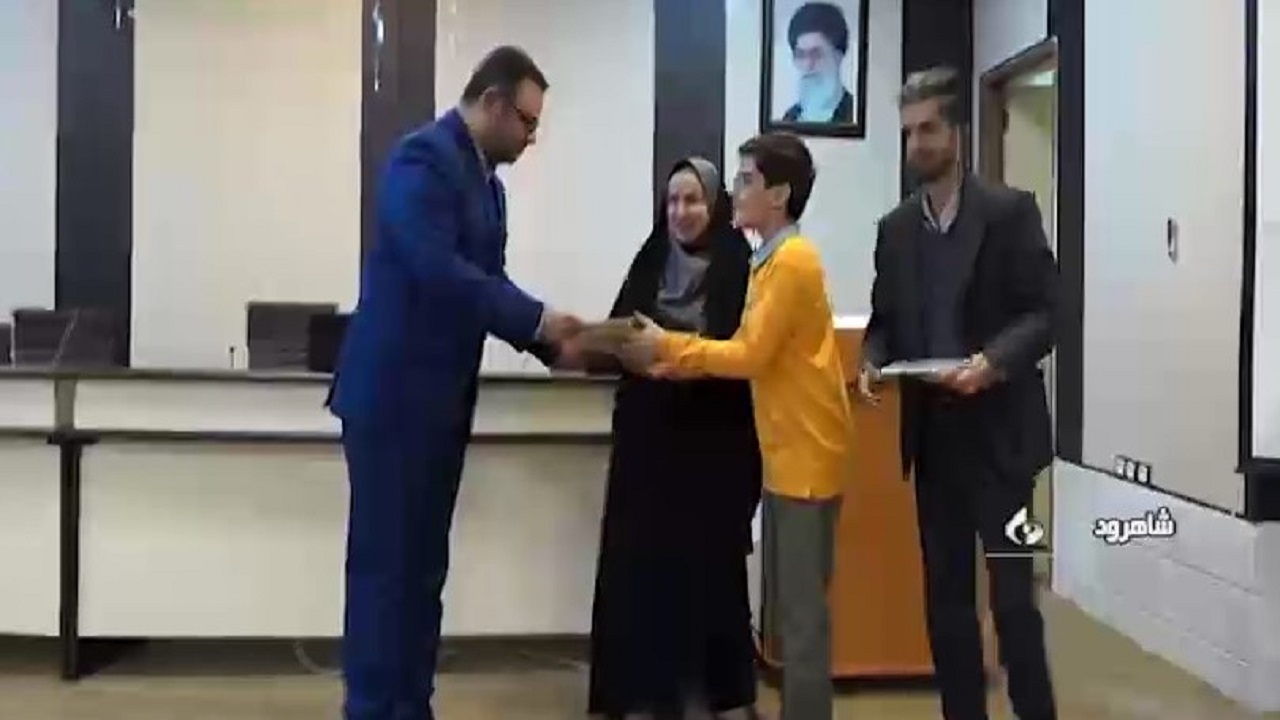 درخشش نوجوان شاهرودی در جشنواره ملی علمی پژوهشی