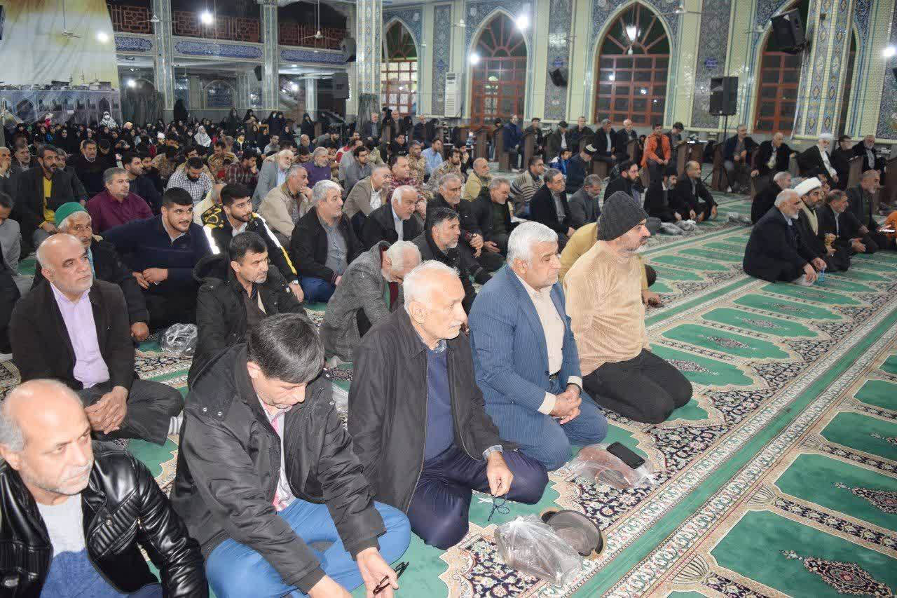 مردم علی آباد کتول در مراسم گرامیداشت یادواره شهدا