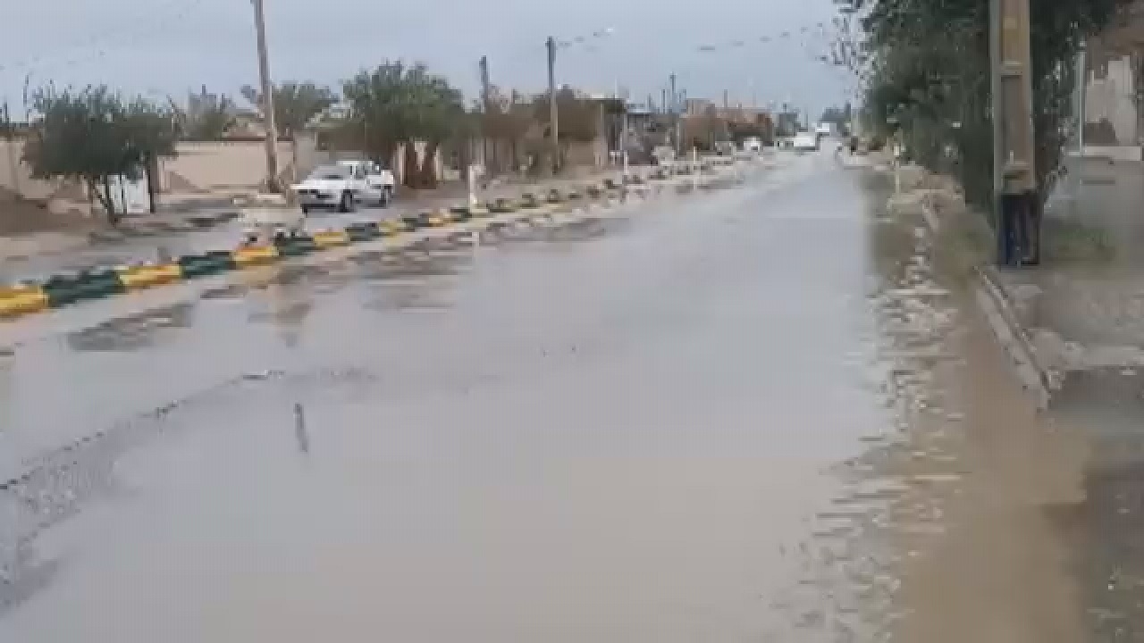 بارش باران و وقوع رواناب در عشق آباد