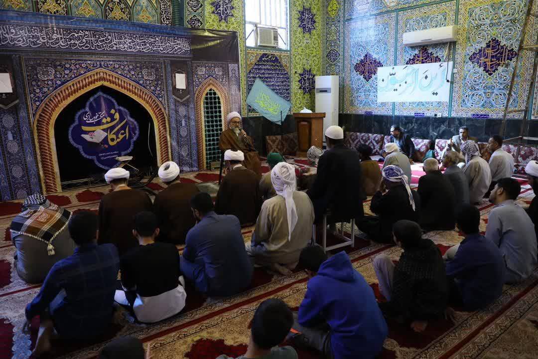 حضور جوانان و نوجوانان کوت عبدالله در مراسم اعتکاف حضور جوانان و نوجوانان کوت عبدالله در مراسم اعتکاف