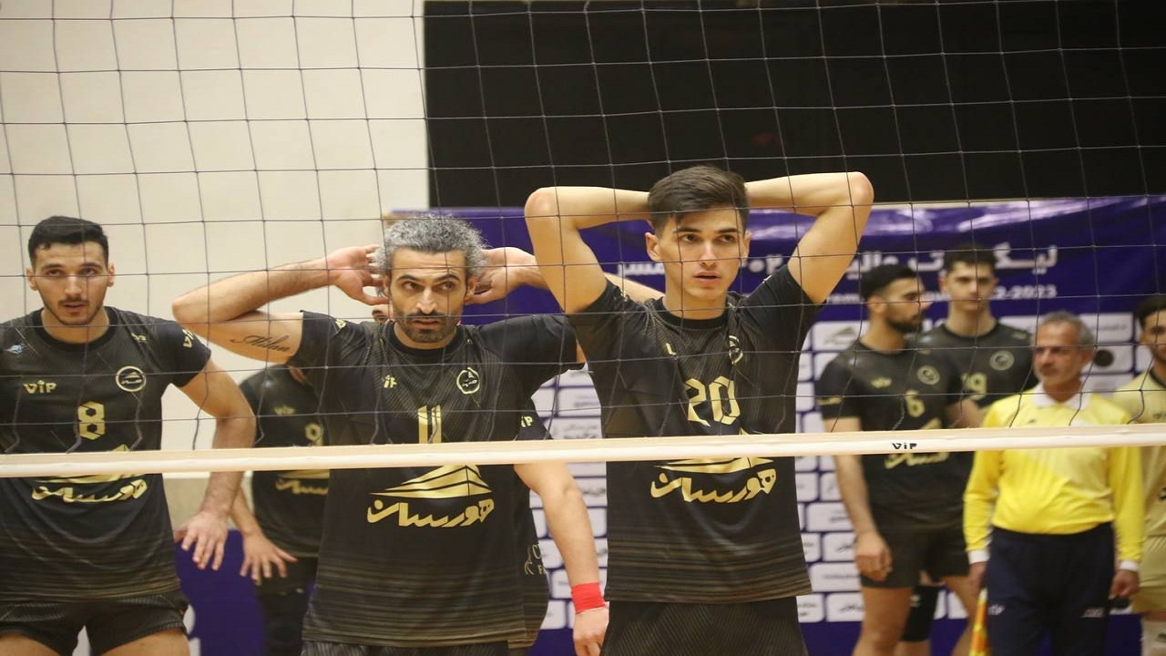 نبرد هورسان و چادرملو در دیدار حساس لیگ برتر والیبال