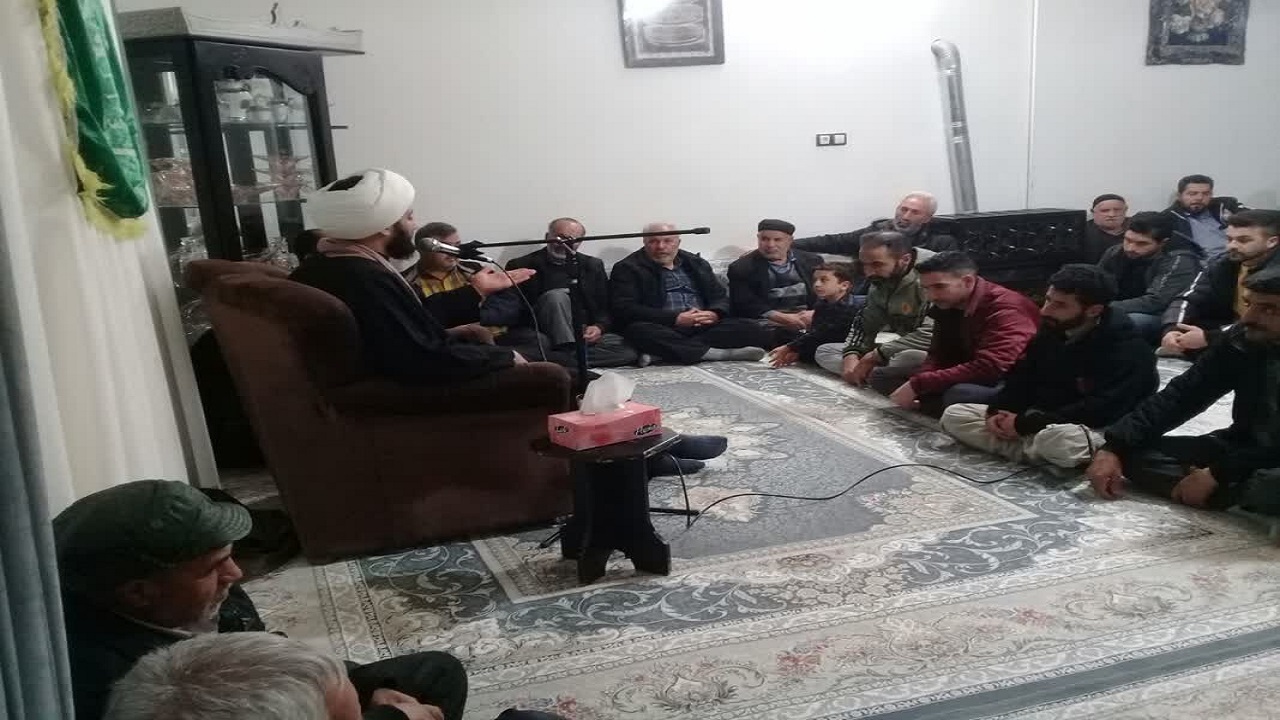 مراسم شام غریبان حضرت زینب (س) در روستای خورهشت + فیلم و تصاویر