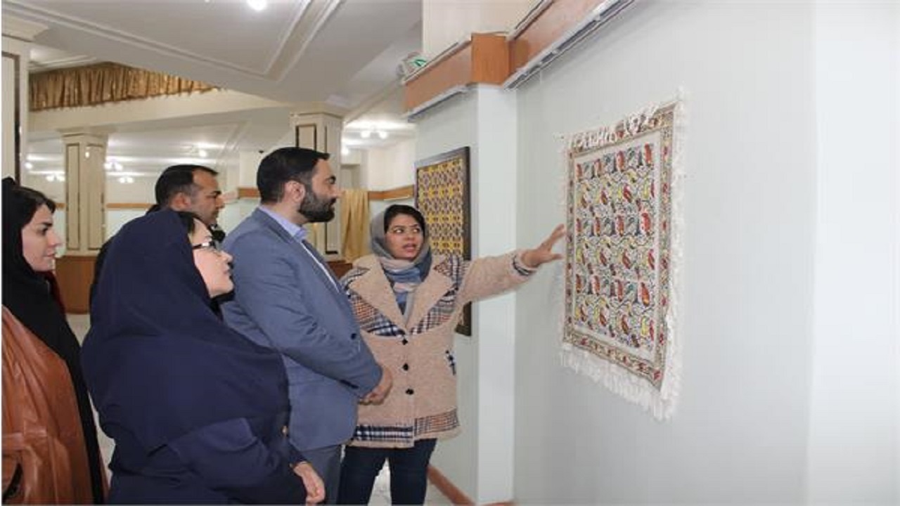 گشایش نمایشگاه مد و لباس در شهرکرد