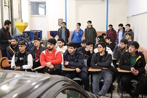 دانش آموزان نخبه در دانشگاه