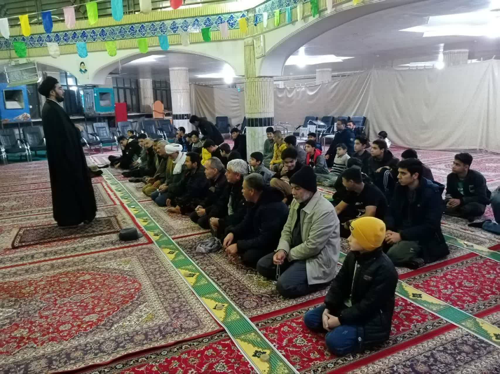 حضور معتکفین در مراسم اعتکاف