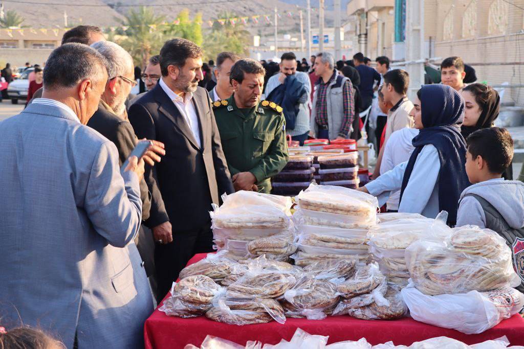 برگزاری جشنواره در لارستان برگزاری جشنواره در لارستان