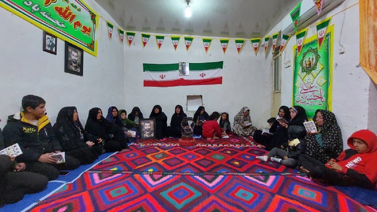 برگزاری نشست بصیرتی روستای الیف این بار در منزل شهید اسکندر عباسی + تصاویر