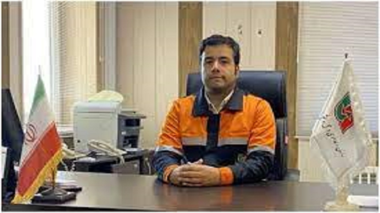 برفروبی بیش از ۱۱ هزار کیلومتر باند محور در شهرستان تویسرکان