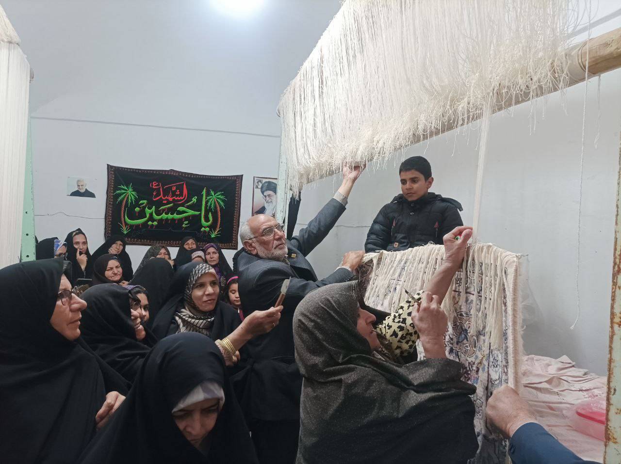 بافت فرش در روستای ده محمد