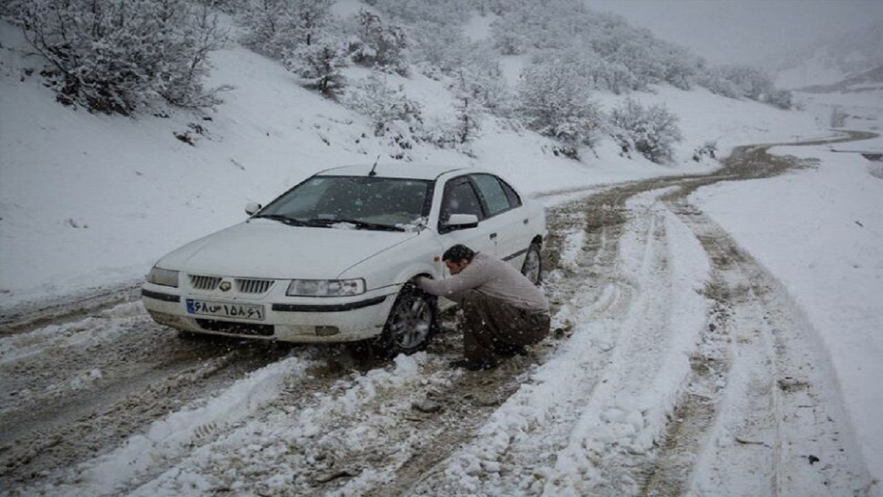 تردد در جاده‌های کوهستانی گلستان فقط با زنجیر چرخ