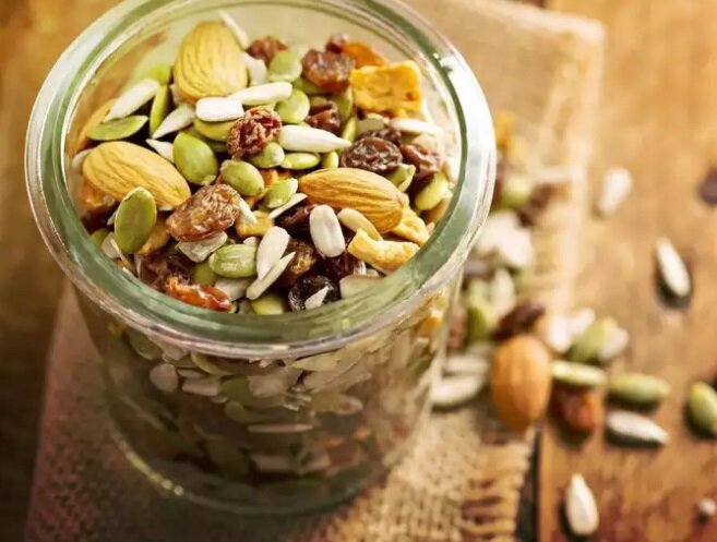 تریل میکس (مخلوط آجیل)