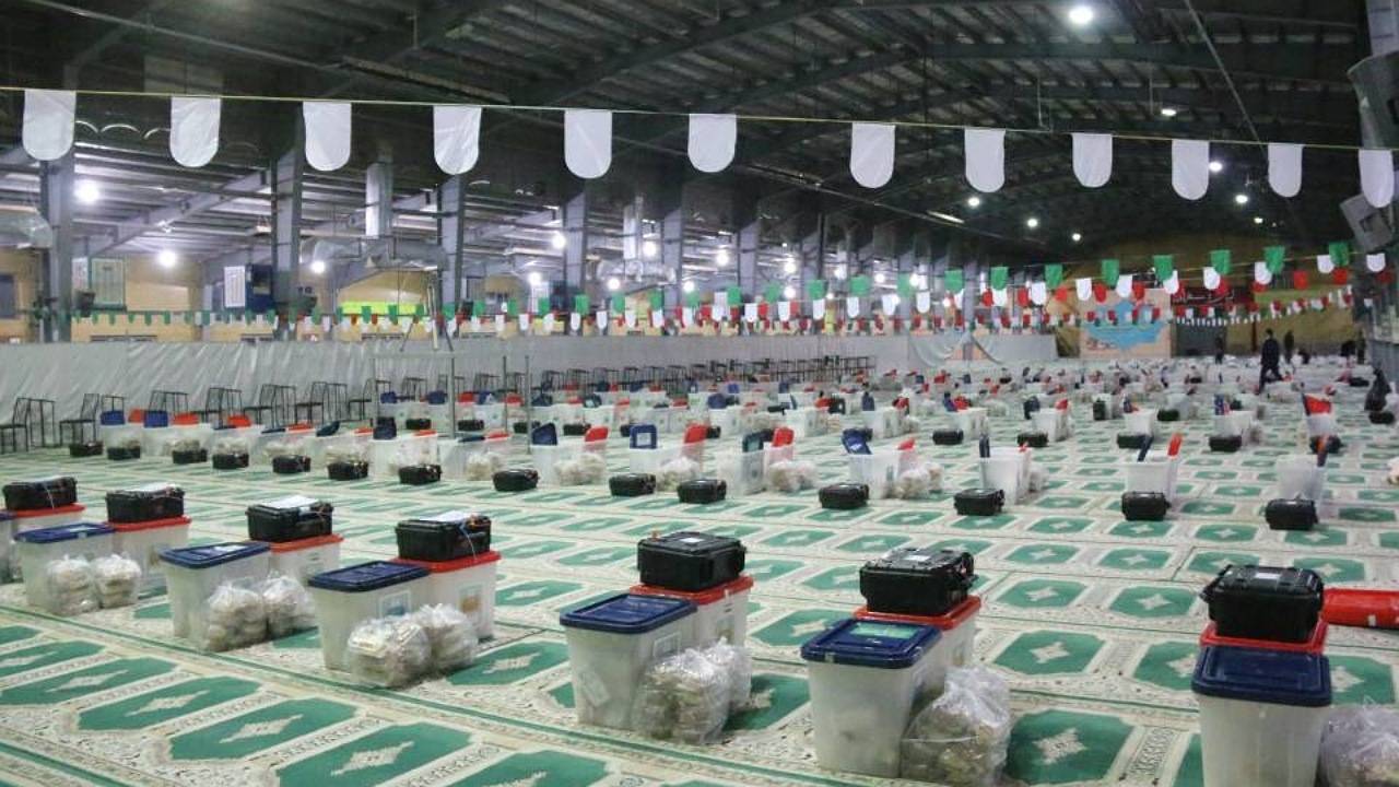 پیش بینی ۲۸ شعبه اخذ رای ثابت و سیار در کوهبنان