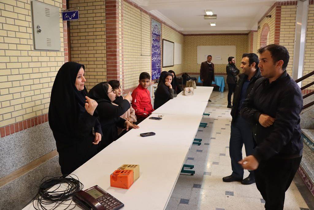 مانور انتخابات مجلس شورای اسلامی در لارستان