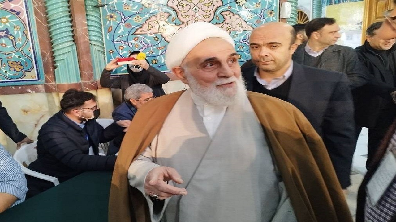 ناطق نوری رای خود را به صندوق رای انداخت