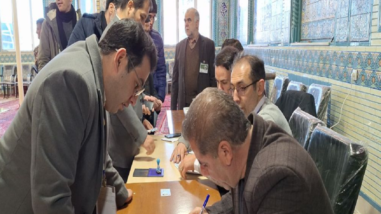 آغاز رای&zwnj;گیری انتخابات مجلس در آذربایجان شرقی