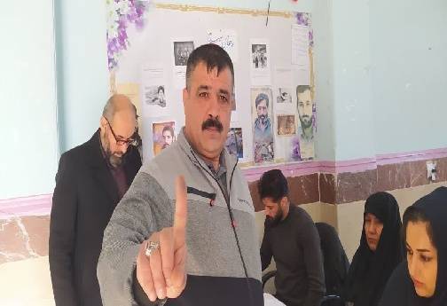 مردم لرستان با شرکت در انتخابات پای انقلاب ایستاده اند+ تصاویر