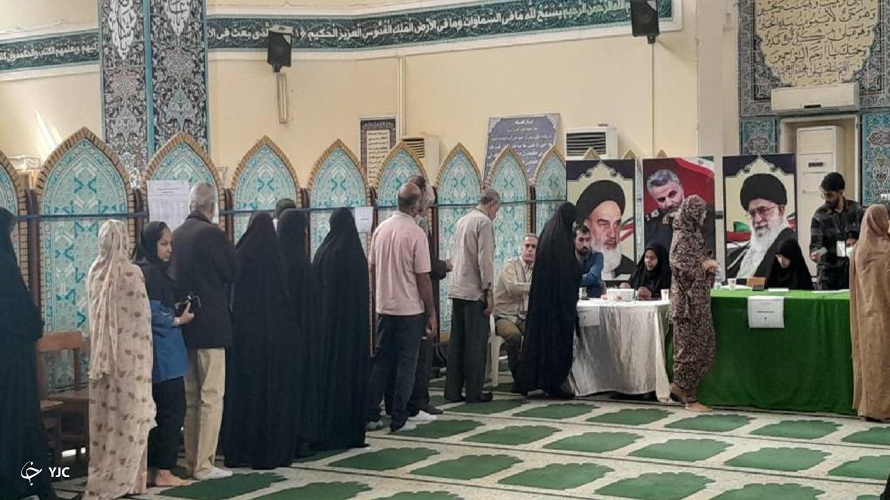 حضور پرشور هرمزگانی&zwnj;ها در شعب اخذ رأی + عکس