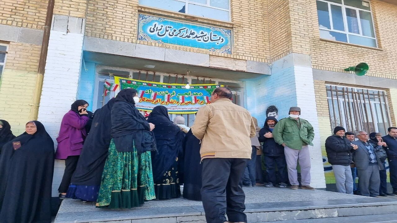 مردم رای دادن را به ساعت پایانی روز موکول نکنند