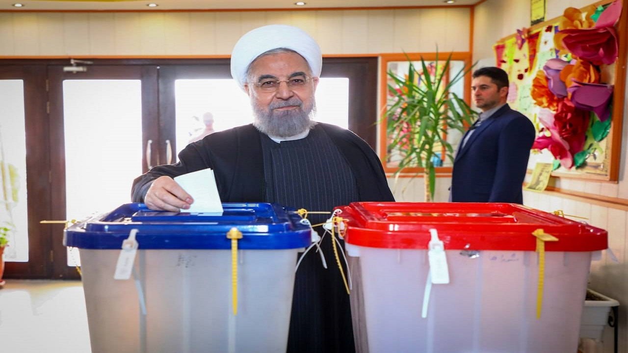 حسن روحانی رای داد