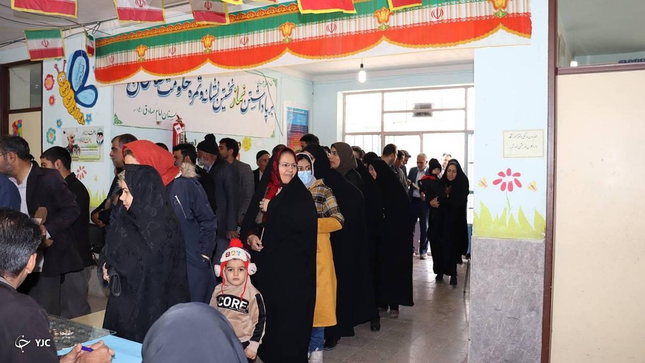 بیش از ۸۰۰ نفر کار برگزاری انتخابات را در فهرج برعهده دارند