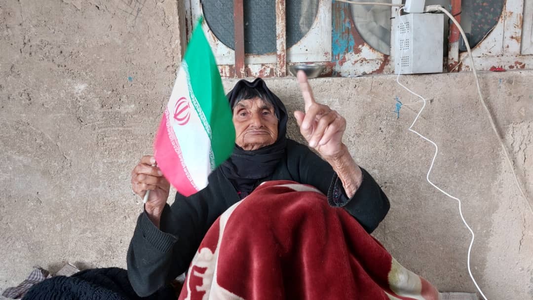 حضور زنان روستای الیف در انتخابات مجلس شورای اسلامی