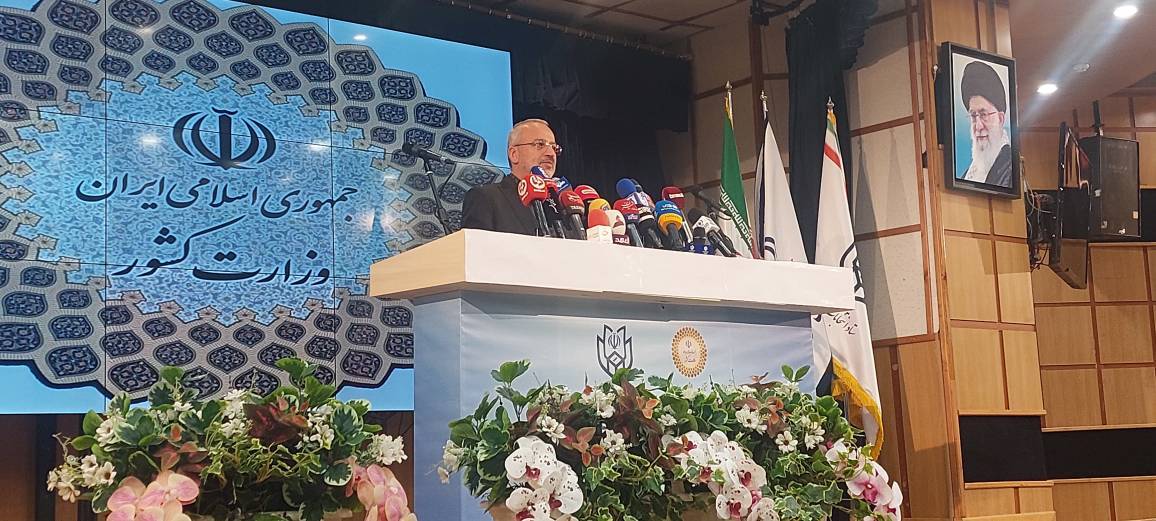 شعب سیار موظف به حضور در منازل افراد ناتوان هستند