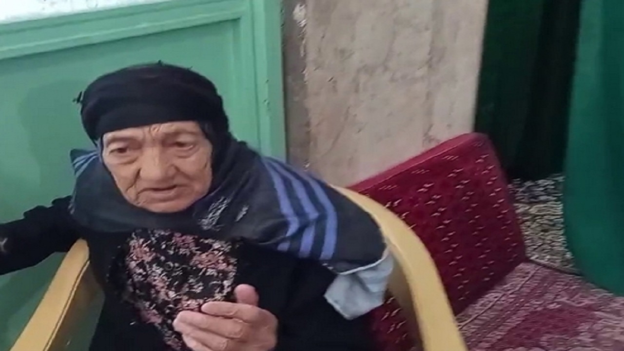 بانوی ۱۰۲ ساله قمی در انتخابات شرکت کرد