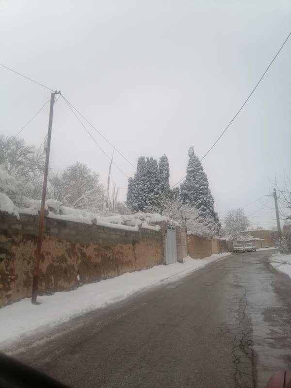 بارش برف در روستای طرز بارش برف در روستای طرز