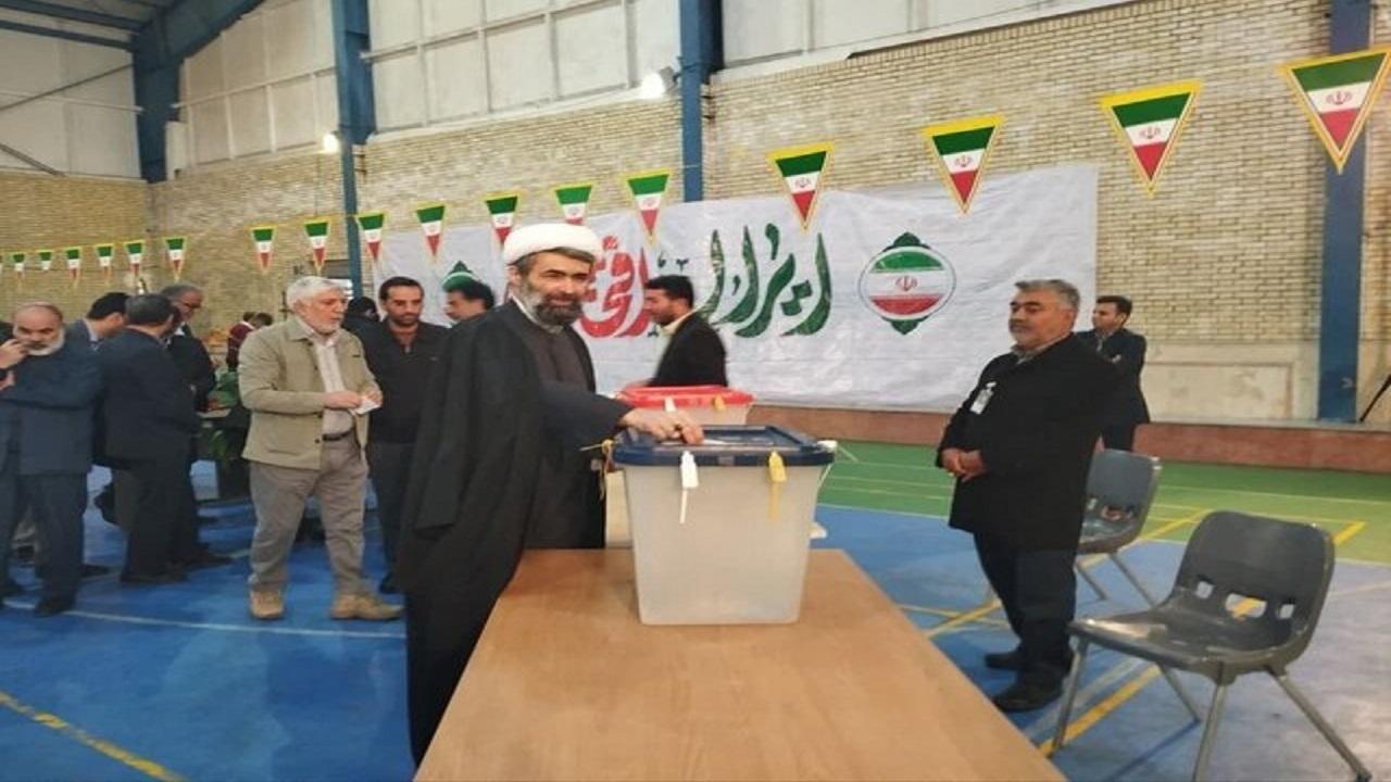 حضور باشکوه مردم در انتخابات اقتدار ملی ما را بالا می‌برد