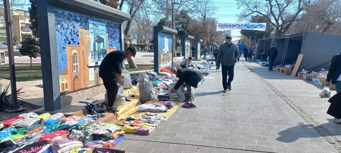 بازارچه نوروزی در قزوین  در آستانه نوروز