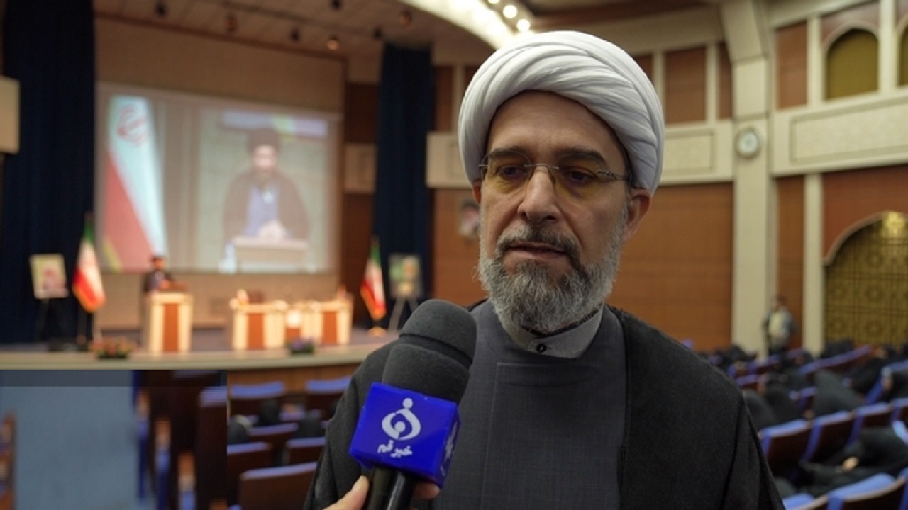 تجلیل از برترین طلاب خواهر کانون‌های قرآن و عترت نورالثقلین