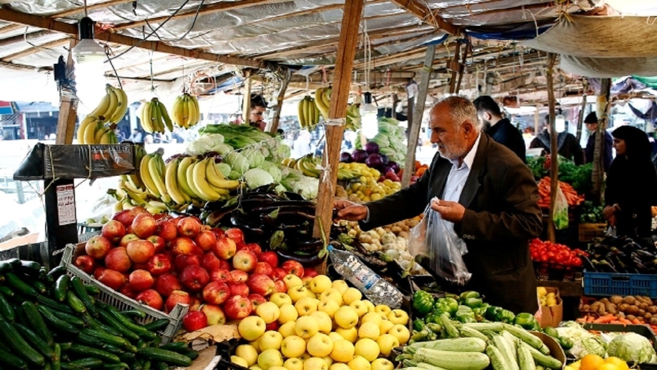 گشت‌های مشترک نظارت بر بازار شب عید در استان سمنان تشدید می‌شود