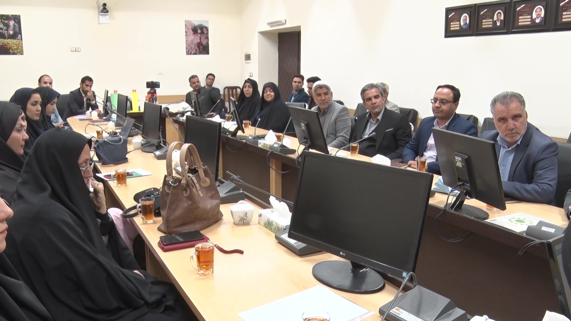 افتتاح مدرسه والدین در شبکه شاد