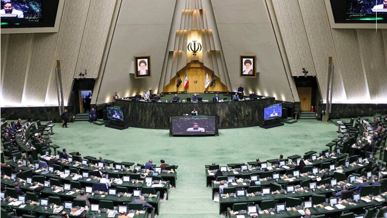 مجلس درباره تادیه بدهی دولت به تامین اجتماعی اصرار کرد