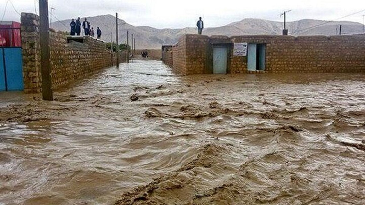 ارسال ۱۱۰۰ بسته غذایی از اصفهان به مناطق سیل زده سیستان و بلوچستان