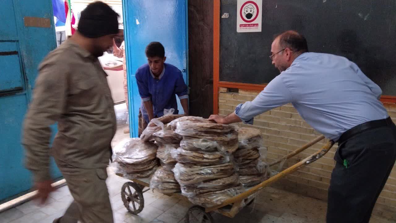 خدمات رسانی به سیل زدگان