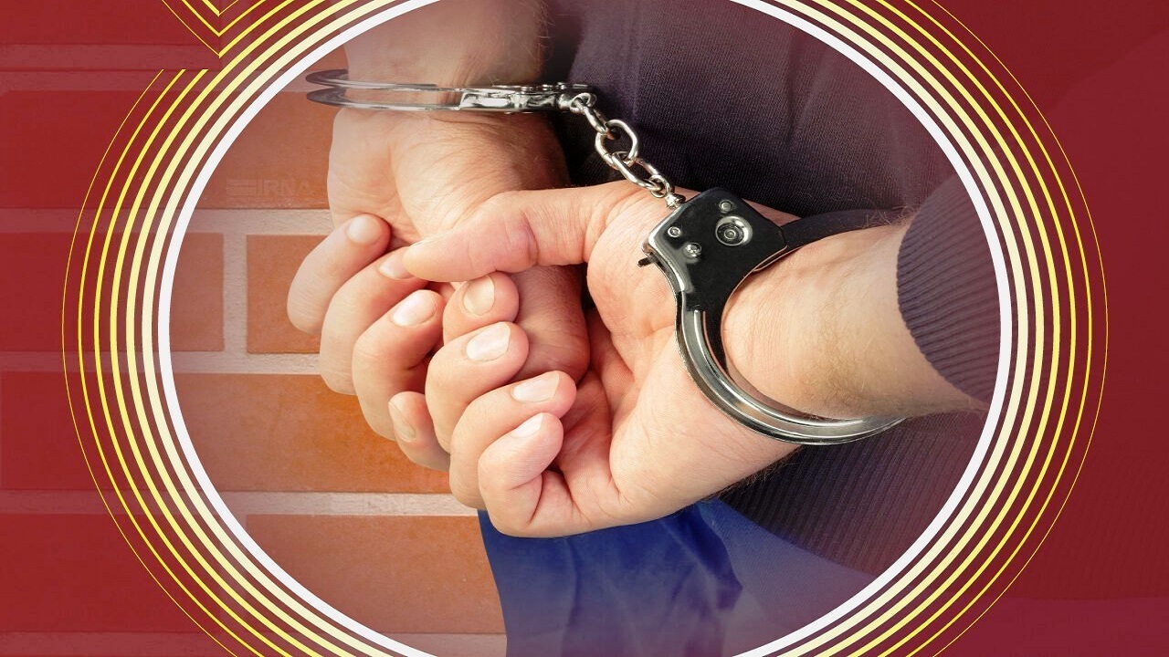 عطار مواد فروش در ساوه دستگیر شد