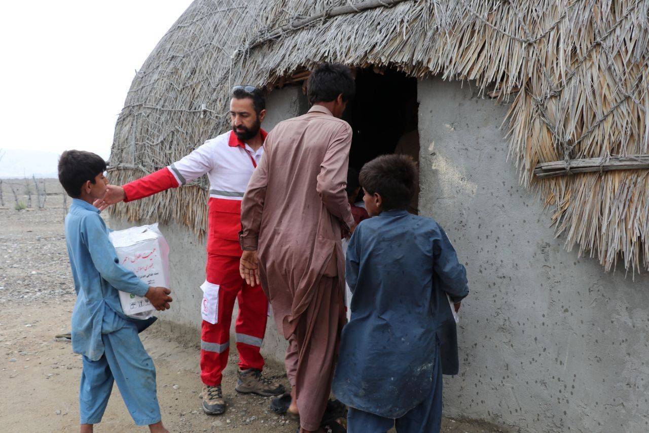 امدادرسانی به ۵۶۰ روستای سیل زده سیستان و بلوچستان/ شمار امدادرسانی به بیش از ۲۸ هزار نفر افزایش یافت